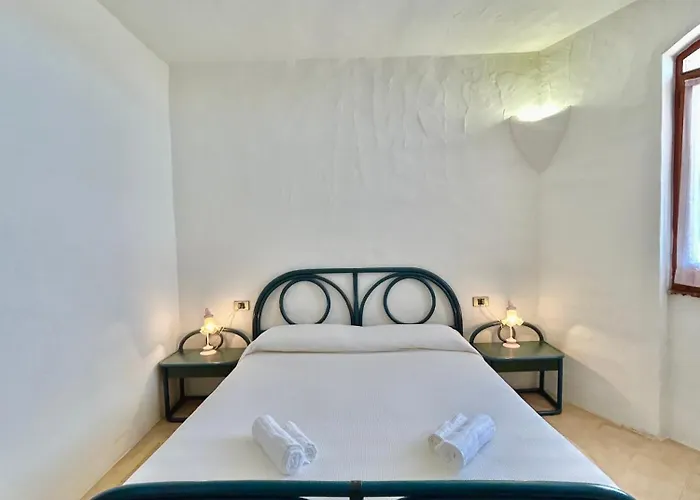 Nura's - Paola Vista Mare