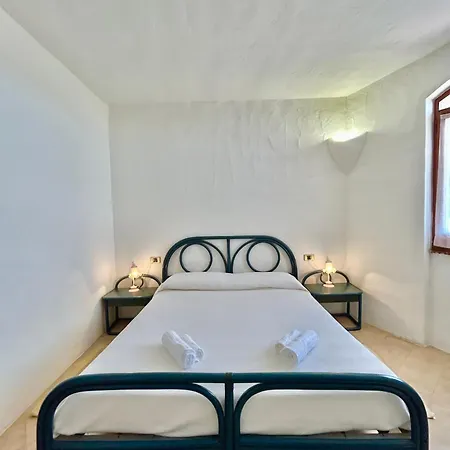Nura's - Paola Vista Mare