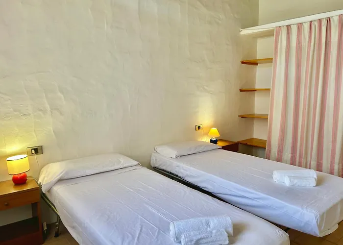 Nura's - Paola Vista Mare Apartman Valledoria